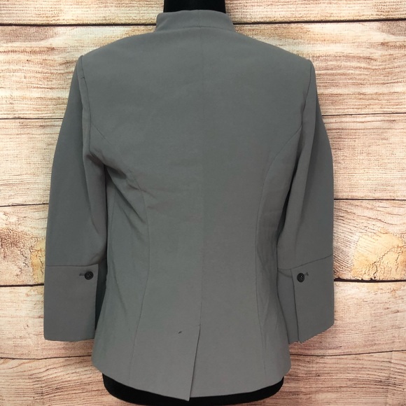 August 1 Eight Blazer - Picture 2 of 8